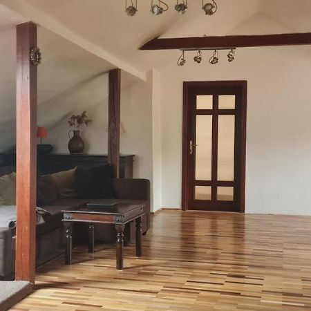 维尔纽斯里贾纳楼旅馆公寓 外观 照片