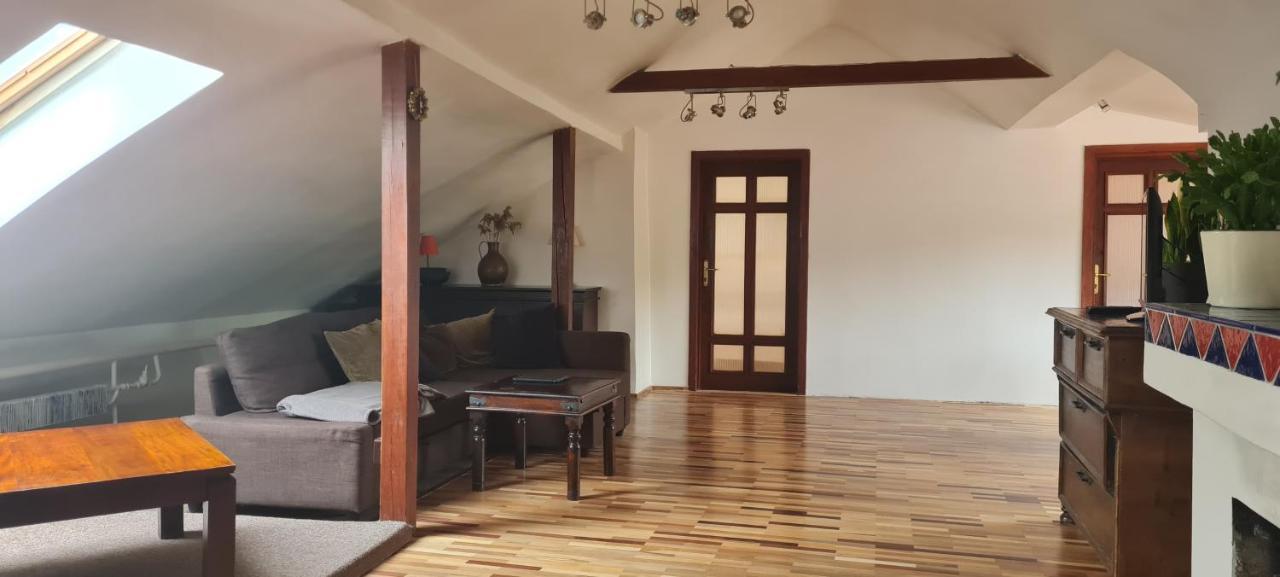 维尔纽斯里贾纳楼旅馆公寓 外观 照片